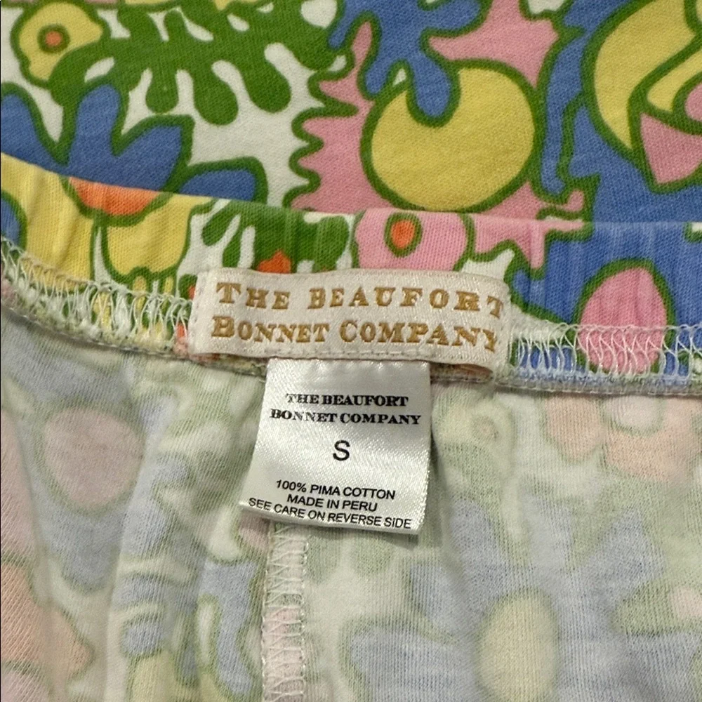 Women’s TBBC - excellent condition size S Floral Pink & Green Short Pajama Set